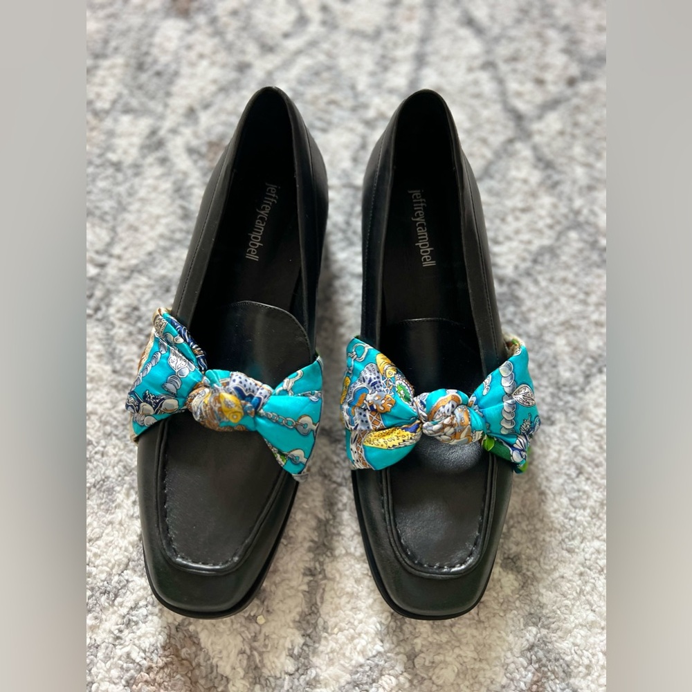 Preowned Jeffrey Campbell Bollero Black Ribbon Loafers Size 9